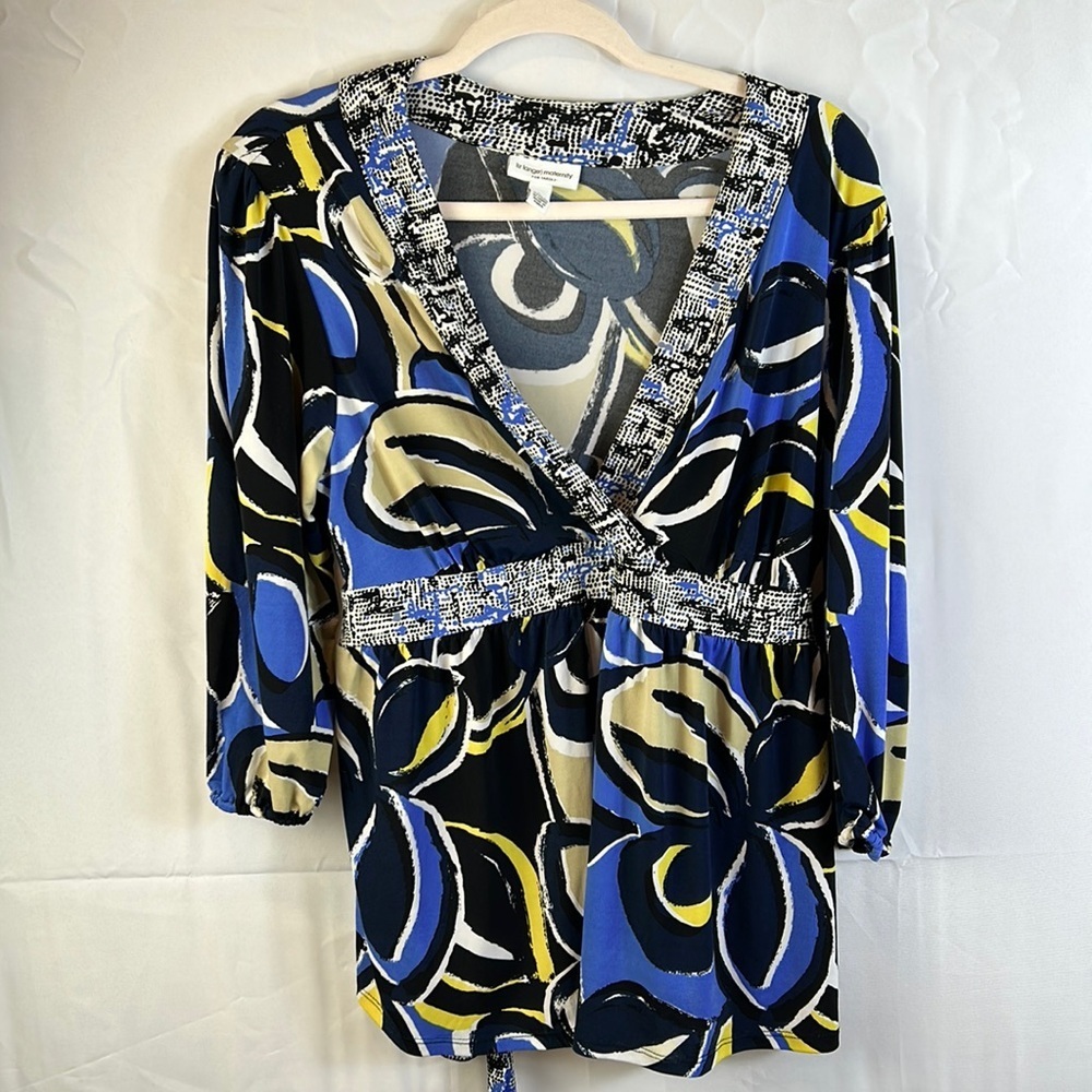 Liz Lange Maternity Top Like New Black Blue and Yellow Tie Back Gathered Sleeve